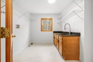 10 Alden St, Ludlow, MA 01056 - Photo 13