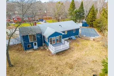 19 Sahlin Cir, Franklin, MA 02038 - Photo 3