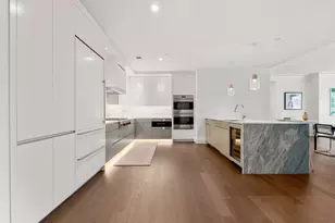 45 Temple St, Boston, MA 02114 - Photo 3