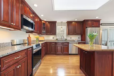 32 Ohlson Circle, Medway, MA 02053 - Photo 3