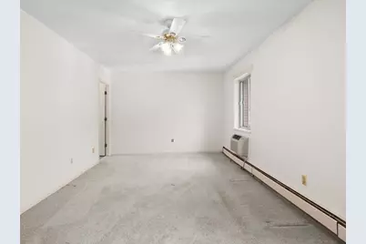 611 Watertown St #14, Newton, MA 02460 - Photo 19