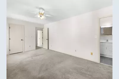 611 Watertown St #14, Newton, MA 02460 - Photo 15