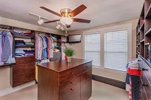 53 Raymond St, Manchester by the Sea, MA 01944 - Photo 11