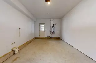 46 Hastings Ave, Worcester, MA 01606 - Photo 37