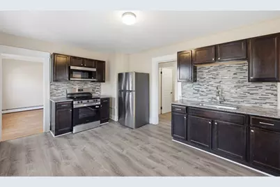 28-30 Cherrelyn St, Springfield, MA 01104 - Photo 17