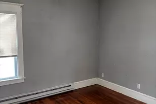 34 Nassau St, Chicopee, MA 01013 - Photo 9