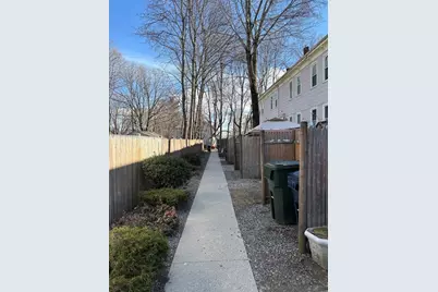 68 Elm St #B, Marlborough, MA 01752 - Photo 17