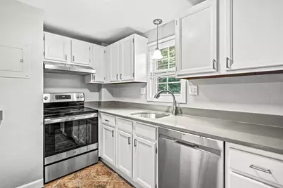 29 Arlington Rd #5, Woburn, MA 01880 - Photo 1