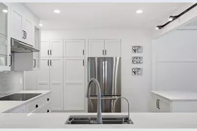 2 Prince Pl #2, Newburyport, MA 01950 - Photo 9