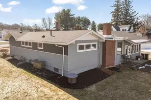 212 Monument St, Haverhill, MA 01832 - Photo 21