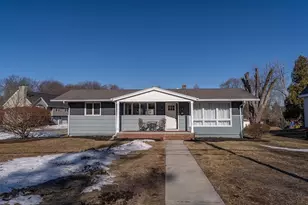 212 Monument St, Haverhill, MA 01832 - Photo 19