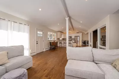 212 Monument St, Haverhill, MA 01832 - Photo 11