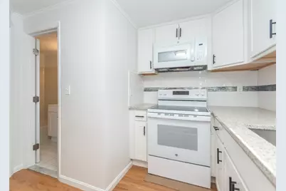 203 College Farm Road, Waltham, MA 02452 - Photo 9