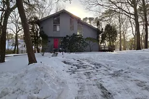 51 Fairway Ln, Mashpee, MA 02649 - Photo 1