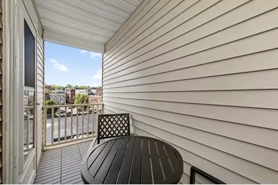 14 Linden St #8, Brookline, MA 02445 - Photo 11