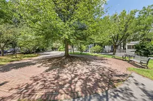 14 Linden St, Brookline, MA 02445 - Photo 13