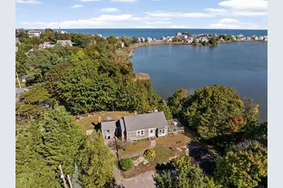 37 Richards Rd, Hull, MA 02045 - Photo 5