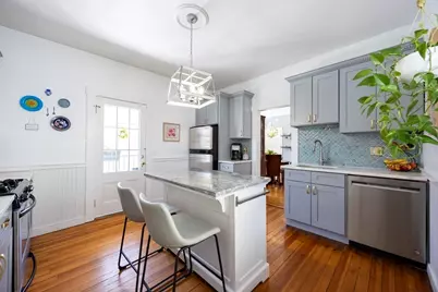 7 Elm St, Boston, MA 02136 - Photo 3