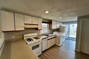 164 Chestnut St, Waltham, MA 02453 - Photo 3