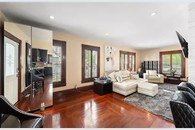 47 Clinton St, Framingham, MA 01702 - Photo 5