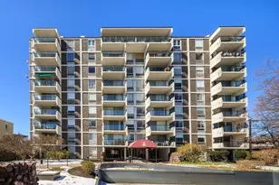 60 Babcock St, Brookline, MA 02446 - Photo 3