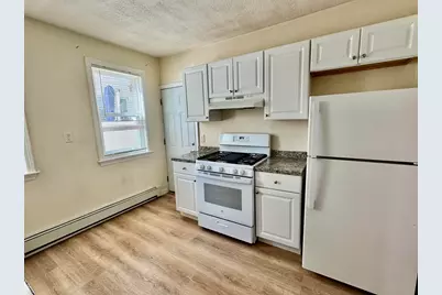 21 Warren St #1, Revere, MA 02151 - Photo 3