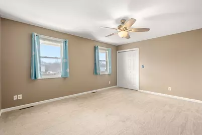 200 Lambert Terrace #46, Chicopee, MA 01020 - Photo 17