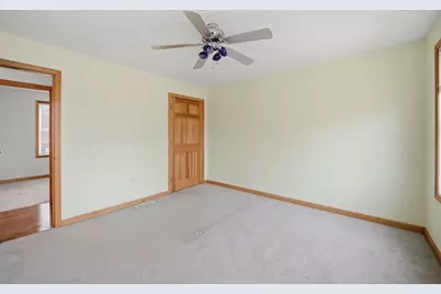 138 Vineland Ave, East Longmeadow, MA 01028 - Photo 17