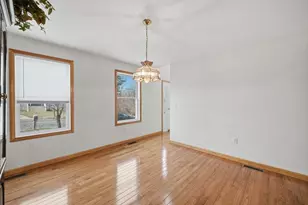 138 Vineland Ave, East Longmeadow, MA 01028 - Photo 7