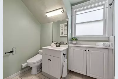 29 Fellsview Ave, Medford, MA 02155 - Photo 13