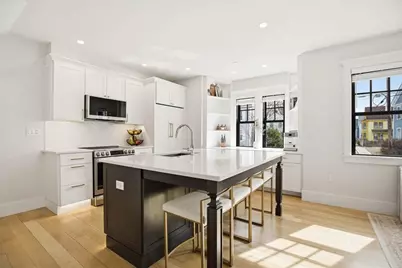 131 Prospect St #B, Newburyport, MA 01950 - Photo 3