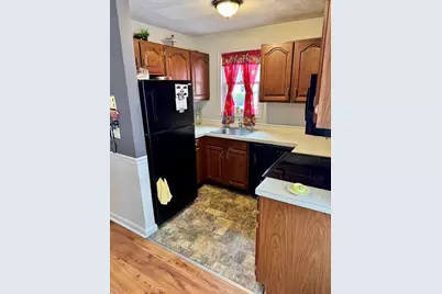 23 Stefaniak Ave #1, Webster, MA 01570 - Photo 3