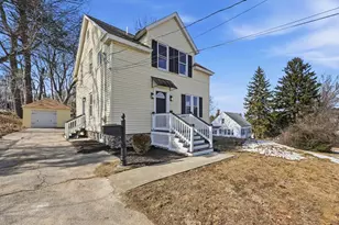 36 Central St, Auburn, MA 01501 - Photo 3