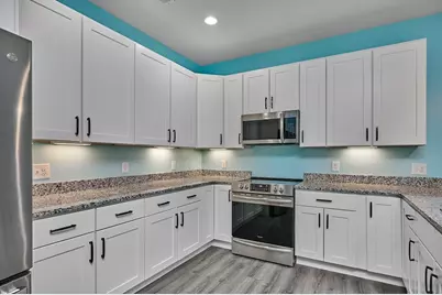 111 Daniel Shays Hwy #29, Belchertown, MA 01002 - Photo 5