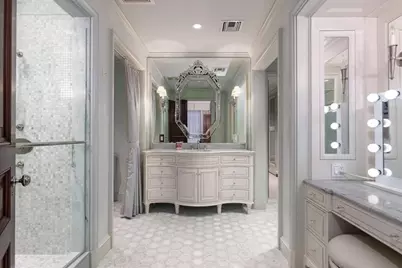 250 Boylston St #2, Boston, MA 02116 - Photo 13