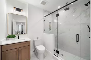 136 W 8th St, Boston, MA 02127 - Photo 9