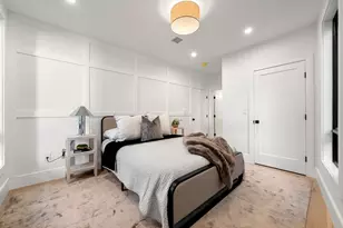 136 W 8th St, Boston, MA 02127 - Photo 7