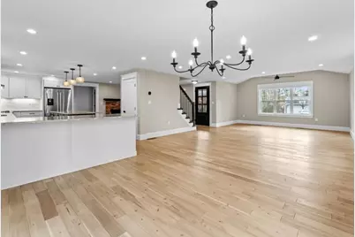 4 Hazeltine Rd, Upton, MA 01568 - Photo 9