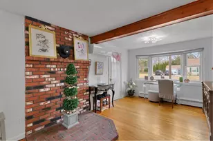 24 Herbert St, Longmeadow, MA 01106 - Photo 9