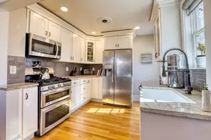 42 Summer St, Rowley, MA 01969 - Photo 5