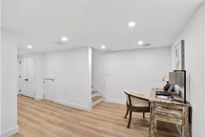 29 Laurel #29, Watertown, MA 02472 - Photo 19