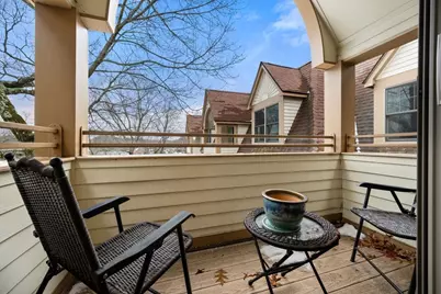 12 Russell Rd #404, Wellesley, MA 02482 - Photo 9