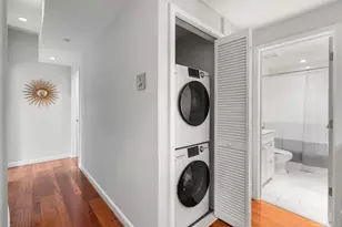 23 Bradford St, Boston, MA 02118 - Photo 27