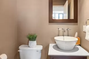 23 Bradford St, Boston, MA 02118 - Photo 15