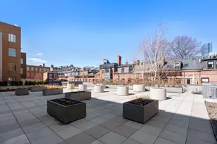 23 Bradford St, Boston, MA 02118 - Photo 35