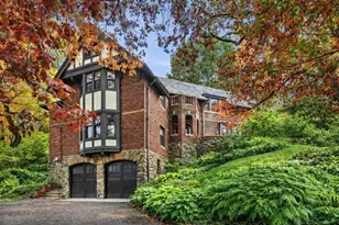 1125 W Roxbury Pkwy, Brookline, MA 02467 - Photo 1