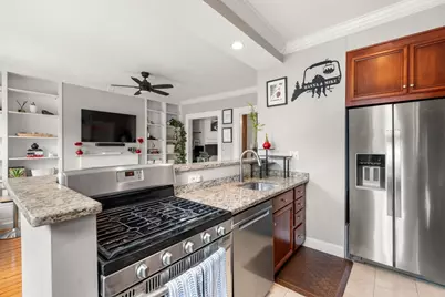 18 Harvard St #3, Boston, MA 02129 - Photo 5