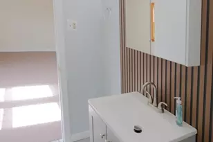 180 Main St, Bridgewater, MA 02324 - Photo 11