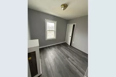 272-274 Pleasant St #2, Brockton, MA 02301 - Photo 3
