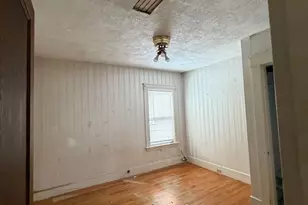 9 Warren Ave, Leicester, MA 01524 - Photo 7